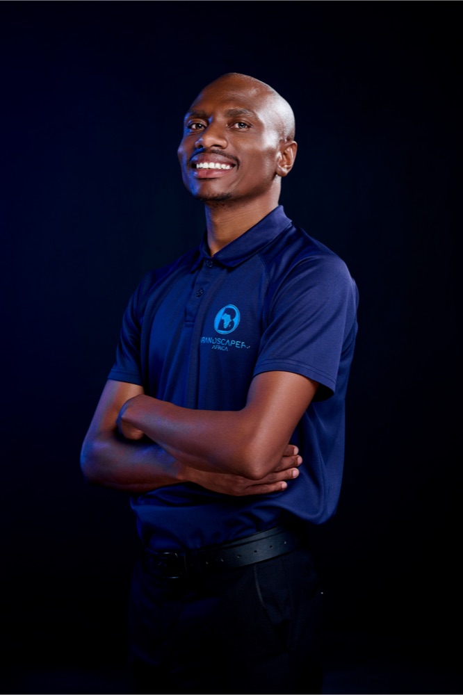Thato Matsaung - Hover