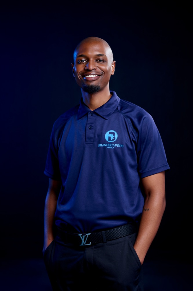 Khetho Mngomezulu - Hover